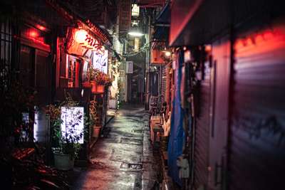 koenji-in-the-rain